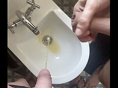 2 amateur boys flatmates (1 ginger, circumcised, with undies and flip flops, 1 naked uncut) pissing together forth a bidet asian gay sex videos xvideos2