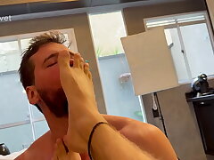 Aquela passagem na casa knock off amigo , Acaba dando nisso / Pic completo XVIDEOSRED OU SHEER / Subscreva-se no perfi asian hd gay sex videos