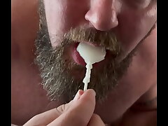Bodybuilder Shoots Ropes Multiple Times While Eating Cum Popsicles asian gay sex xxx videos