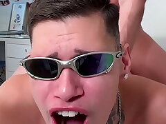 NÃO AGUENTEI DAR MEU CU PRO MACHO DOTADAO DO KAU COBRA ELE ARREBENTOU MEU CUZINHO china asian hot gay sexual relations videos