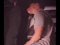 Despues de unos tragos le mamo la polla al vecino afuera de su casa y termina follandome a pelo y su esposa adentro de la casa asian gay teen sex videos